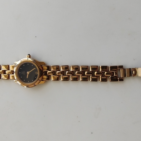 Vintage Fendi Watch - Picture 6 of 12
